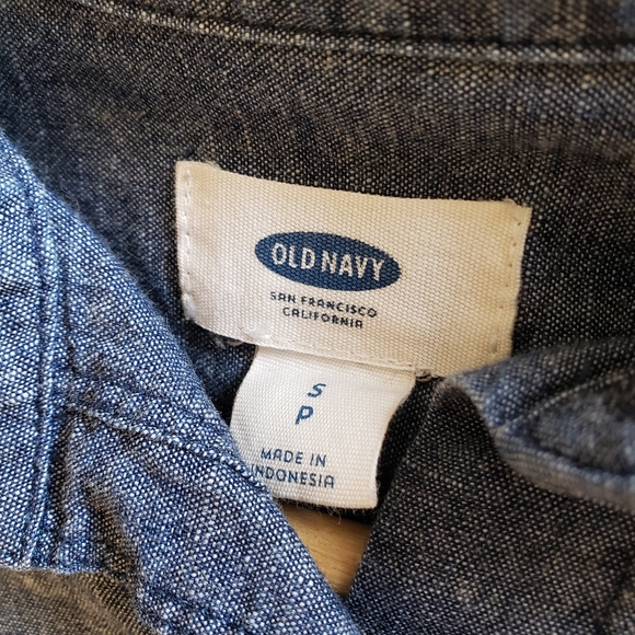 Classic Denim Blue Colored Size Small Button Down Old Navy Shirt - Picture 3 of 7